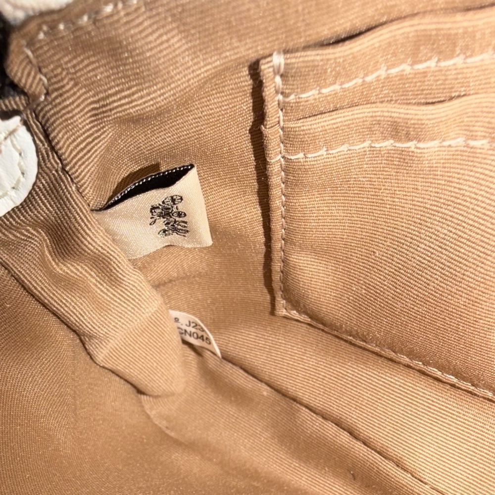 Coach Nolita 15 Signature Canvas NWOT - Picture 5 of 6